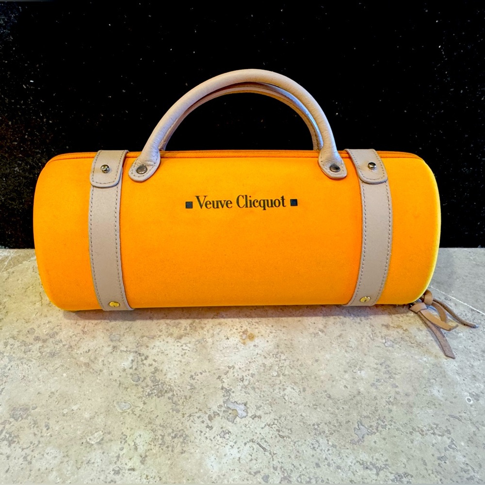 Vintage Veuve Clicquot hand Bag / Isothermal travel bag
